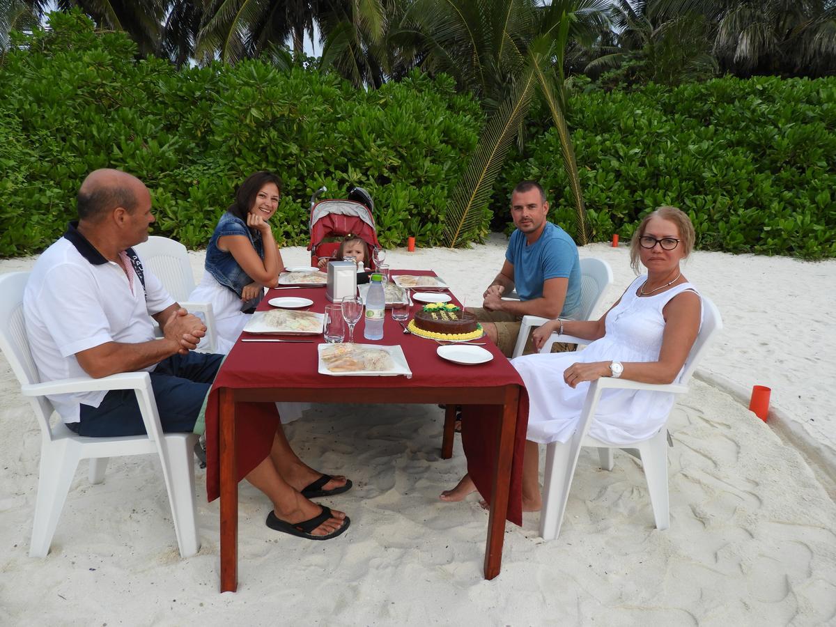 Summer Inn Thoddoo Luaran gambar