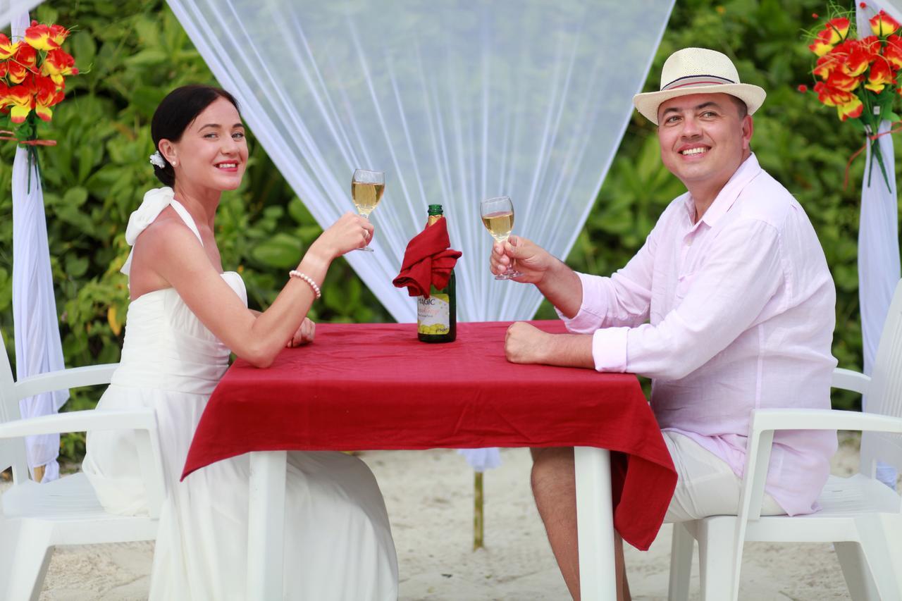 Summer Inn Thoddoo Luaran gambar